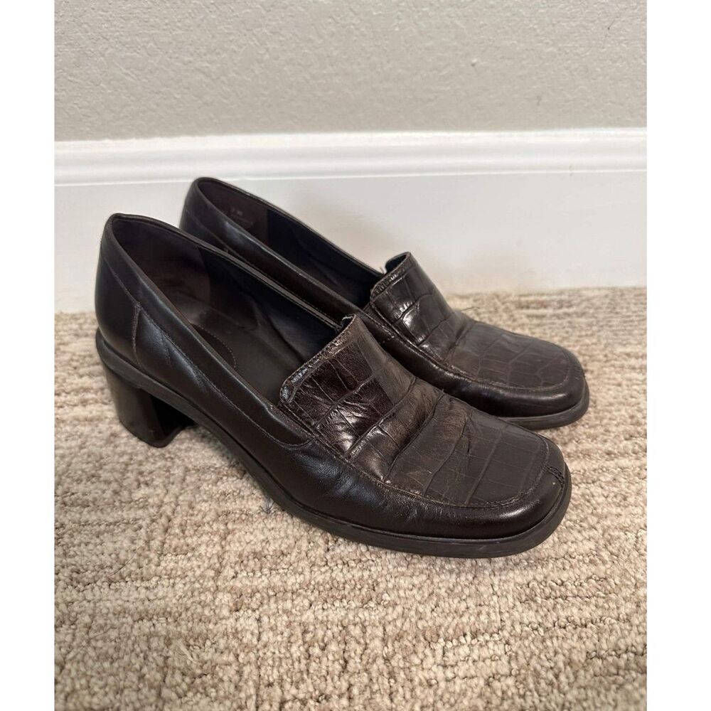 Naturalizer Brown Leather Block Heel Loafers Dark Academia Y2K Women's Size 7 M